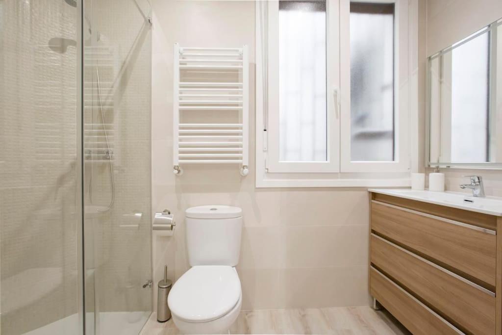 Piso En El Centro De Bilbao, Frente A La Alhondiga Apartment Екстериор снимка