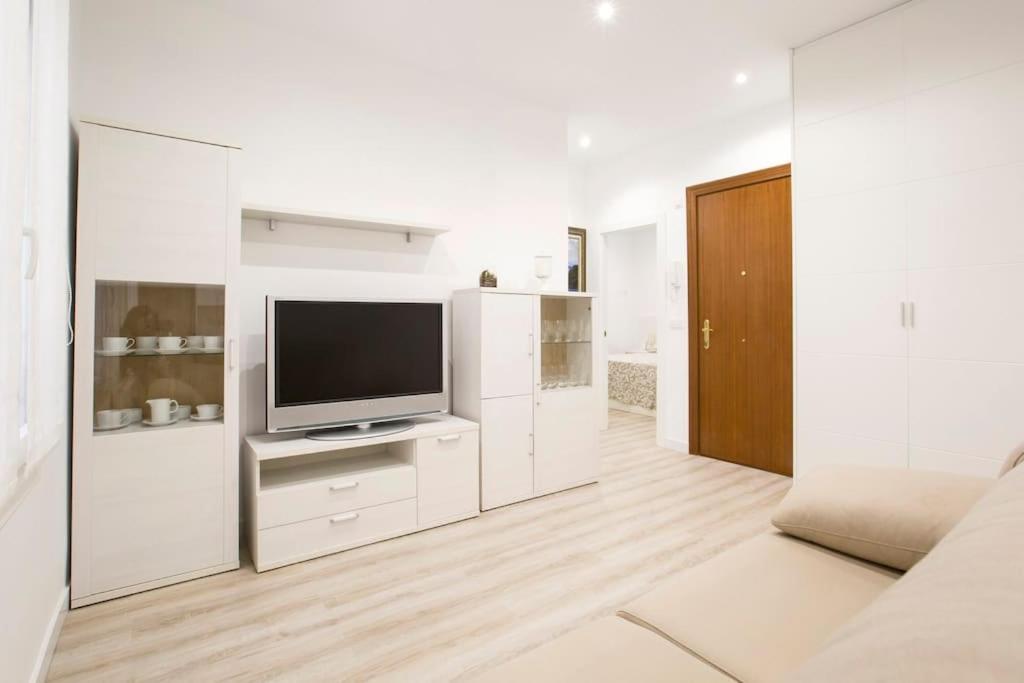 Piso En El Centro De Bilbao, Frente A La Alhondiga Apartment Екстериор снимка