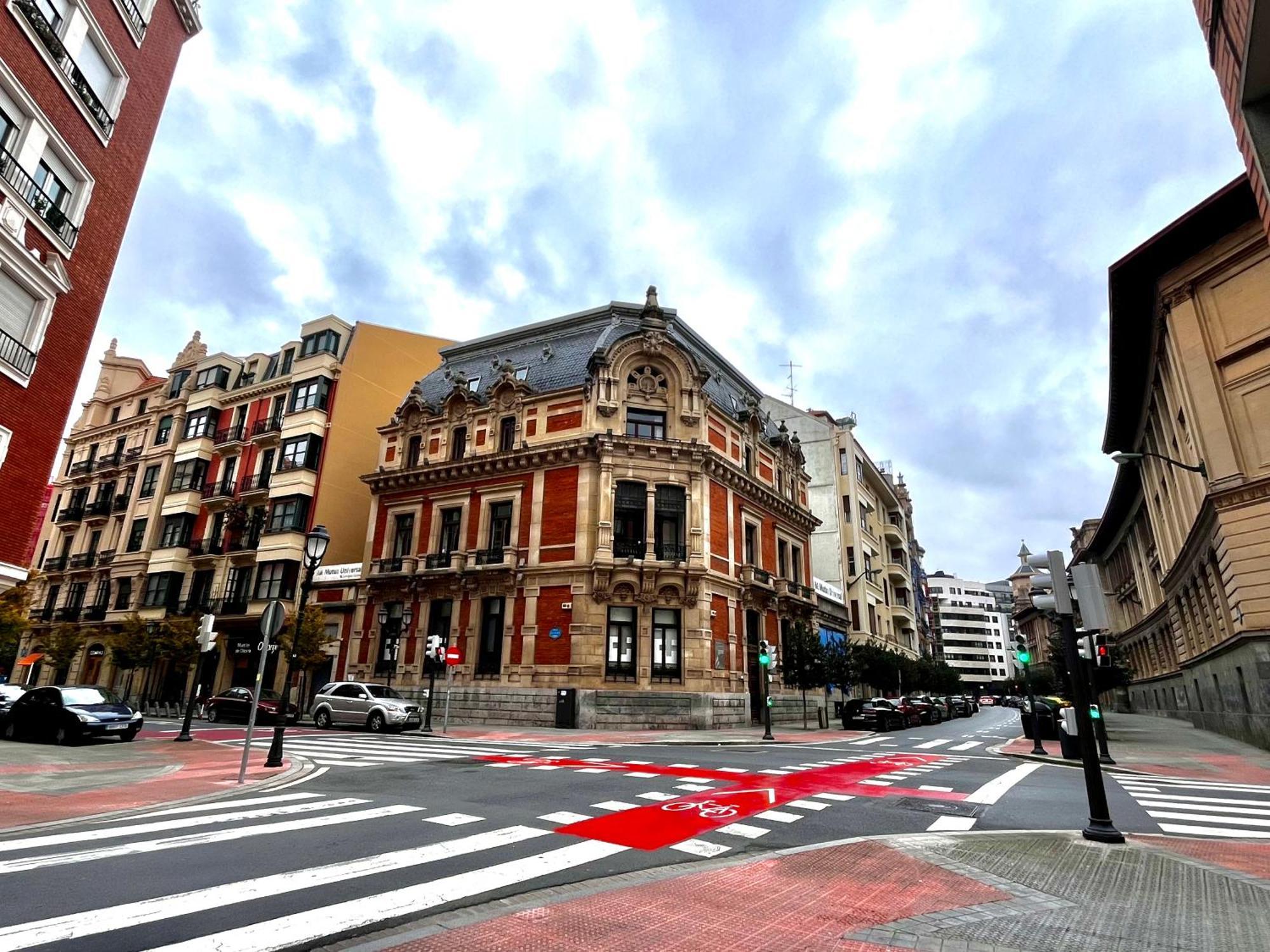 Piso En El Centro De Bilbao, Frente A La Alhondiga Apartment Екстериор снимка